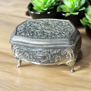 Vtg Silver Plated Footed Trinket Jewelry Box Japan 4x3” Footed Tarnish Resistant